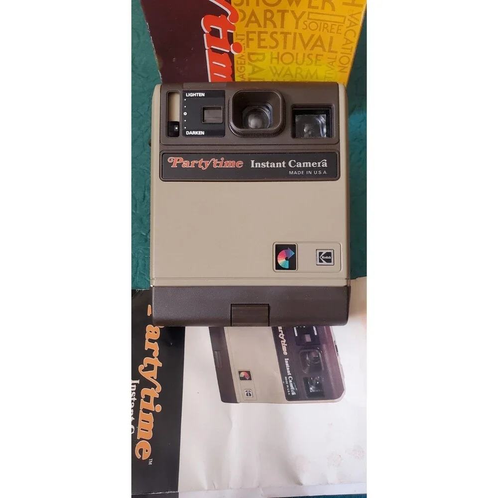 Vintage Kodak PartyTime Kodamatic Instant Film Camera